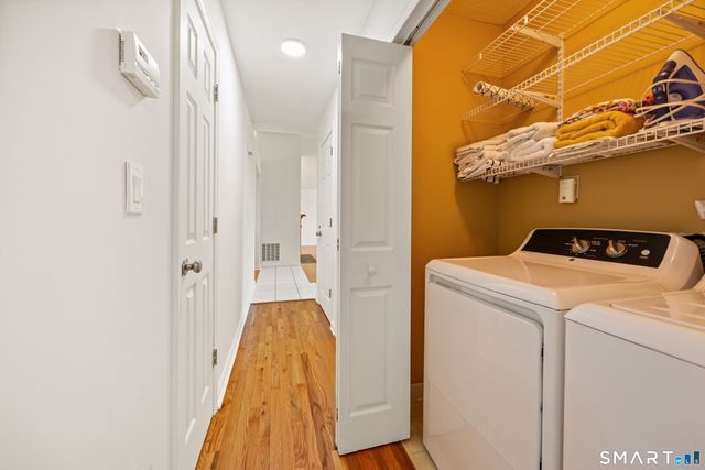 10 Conhurst Drive, North Haven, CT 06473