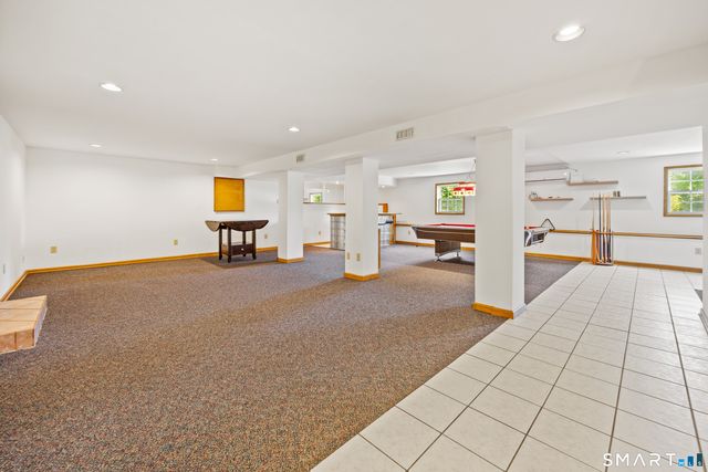 10 Conhurst Drive, North Haven, CT 06473