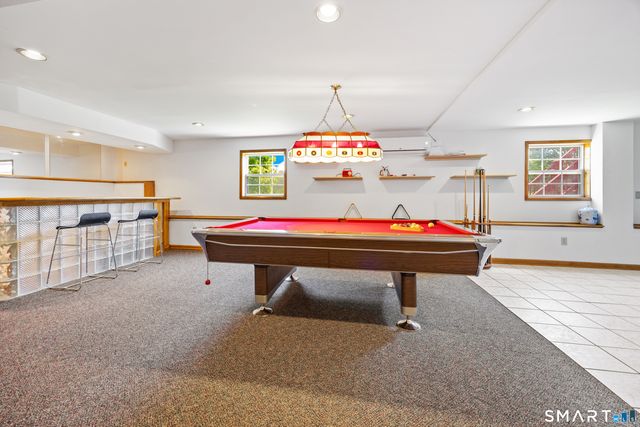 10 Conhurst Drive, North Haven, CT 06473