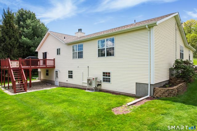 10 Conhurst Drive, North Haven, CT 06473