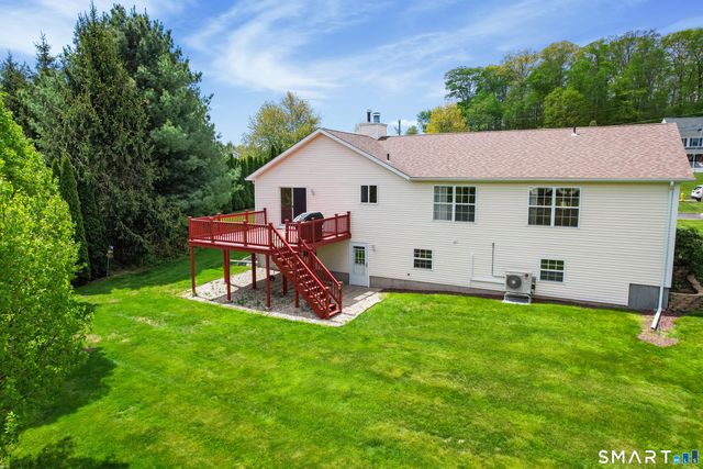 10 Conhurst Drive, North Haven, CT 06473