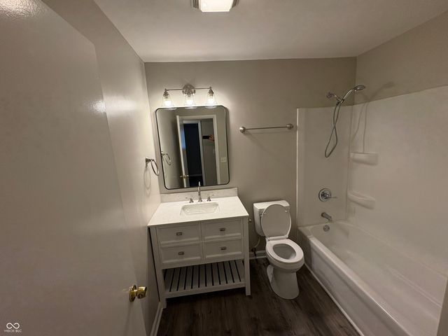 8138 E 34th Street, Indianapolis, IN 46226