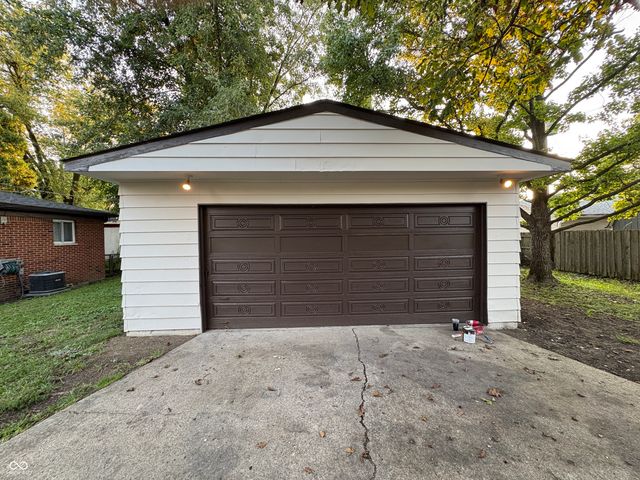 8138 E 34th Street, Indianapolis, IN 46226