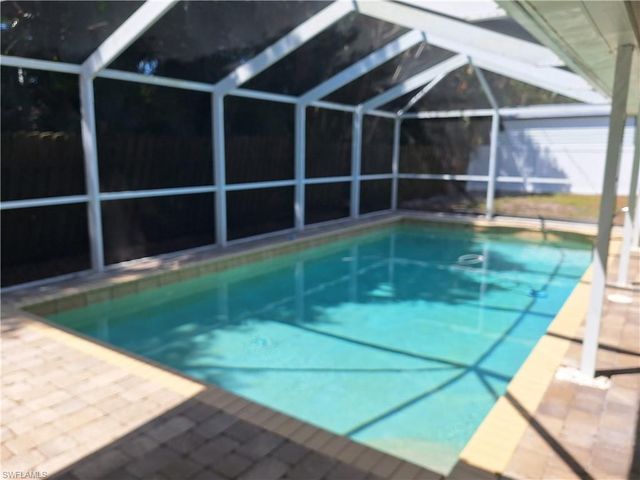 1038 Sumica DR, Fort Myers, FL 33919