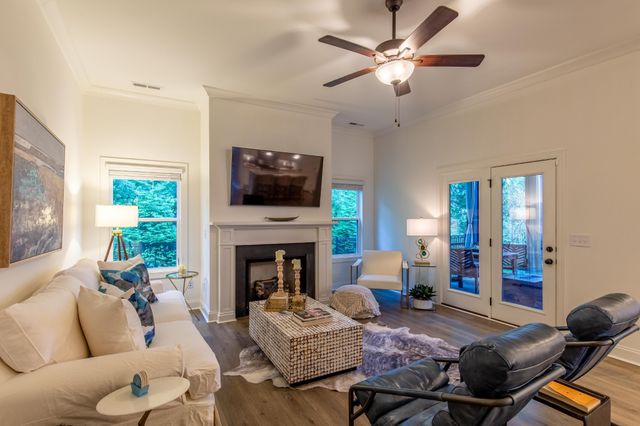 3615 Jacaranda Ln, Murfreesboro, TN 37129