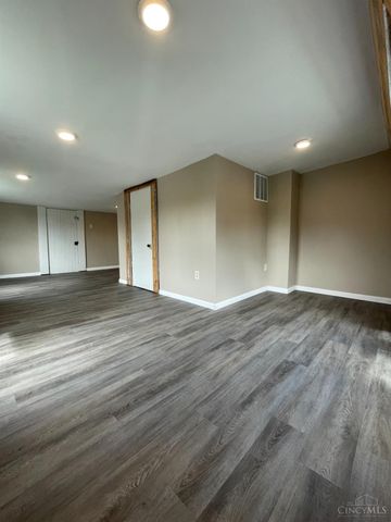 603 Hawthorne Avenue, Cincinnati, OH 45205