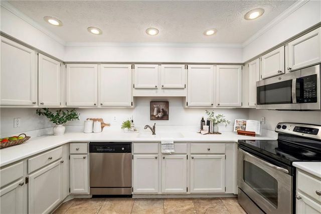 1807 N Creek Circle, Alpharetta, GA 30009