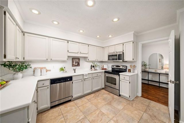 1807 N Creek Circle, Alpharetta, GA 30009