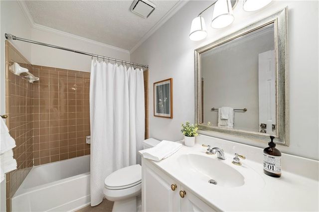 1807 N Creek Circle, Alpharetta, GA 30009