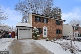 2339 N POWHATAN ST, Arlington, VA 22205