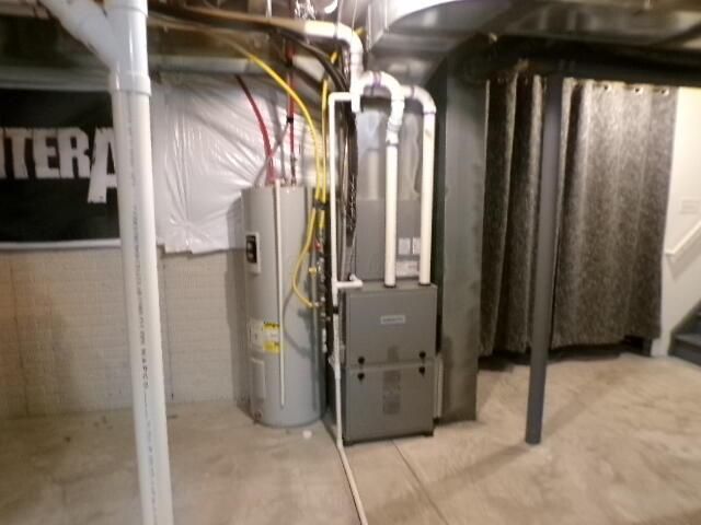 5294 Karst Circle, Ashville, OH 43103