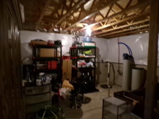 5294 Karst Circle, Ashville, OH 43103