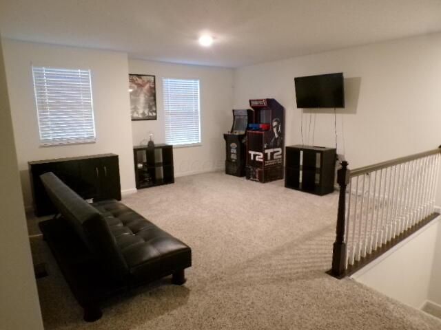 5294 Karst Circle, Ashville, OH 43103