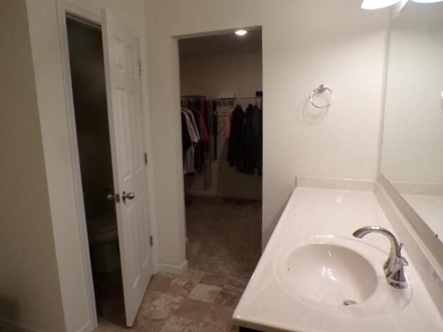 5294 Karst Circle, Ashville, OH 43103