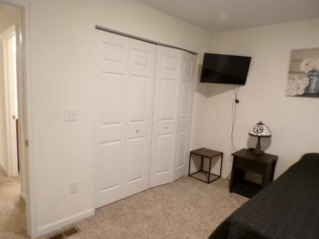 5294 Karst Circle, Ashville, OH 43103