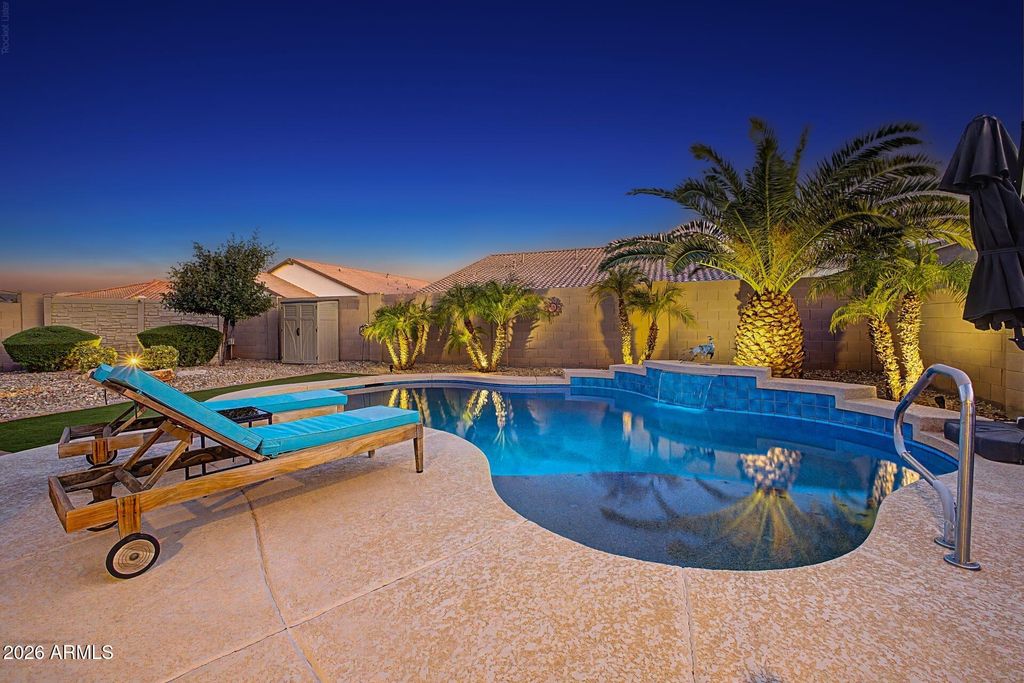 16385 W SOFT WIND Drive, Surprise, AZ 85387 — exterior