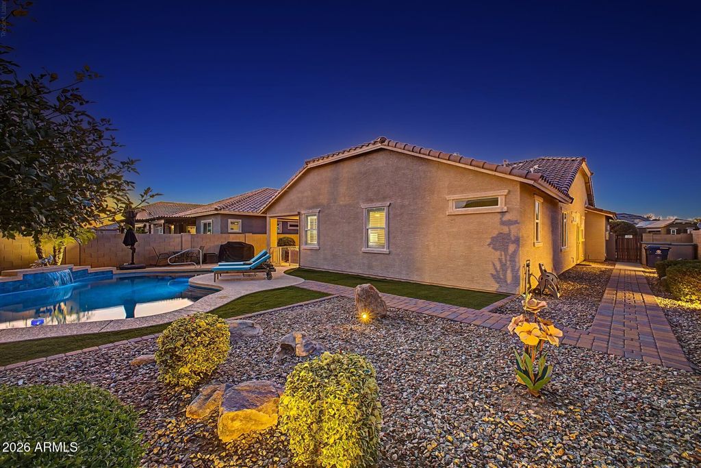 16385 W SOFT WIND Drive, Surprise, AZ 85387 — photo 5