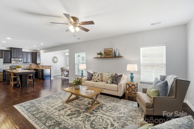 3717 English Garden Drive, Gastonia, NC 28056