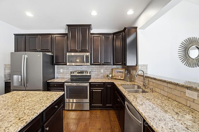 3717 English Garden Drive, Gastonia, NC 28056