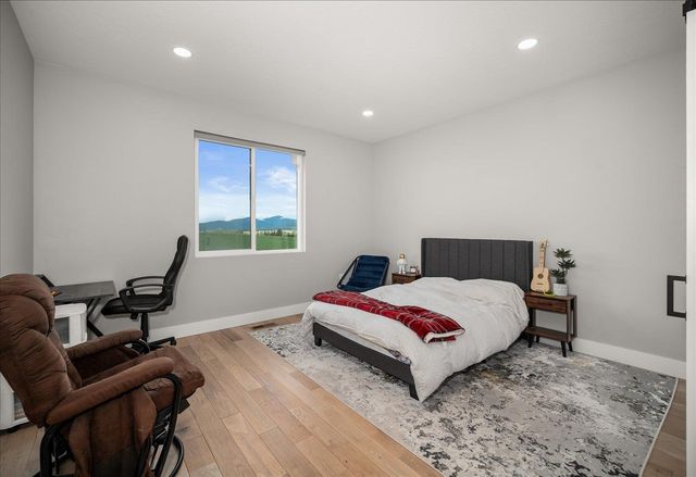 12732 E Piper Rd, Spokane, WA 99217