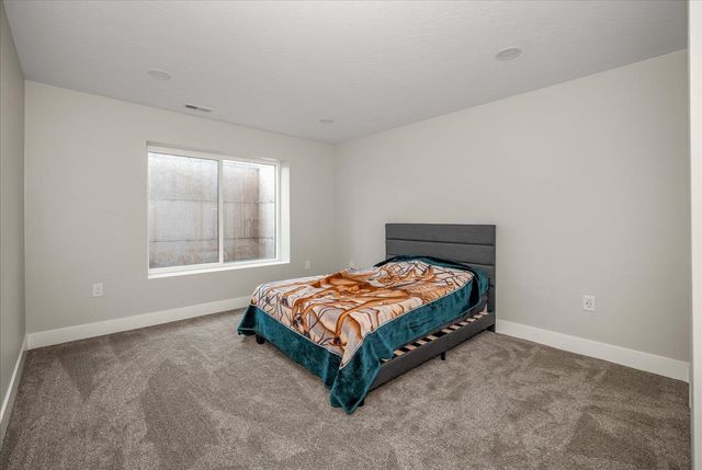 12732 E Piper Rd, Spokane, WA 99217