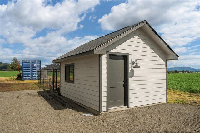 12732 E Piper Rd, Spokane, WA 99217