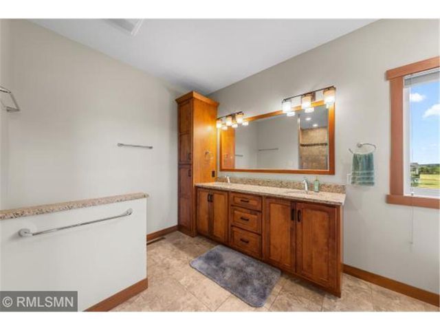 1019 174th Street, Hammond, WI 54015