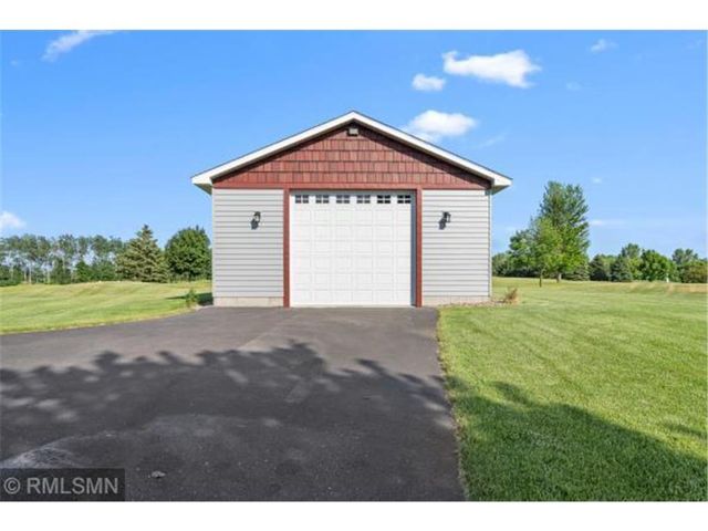 1019 174th Street, Hammond, WI 54015