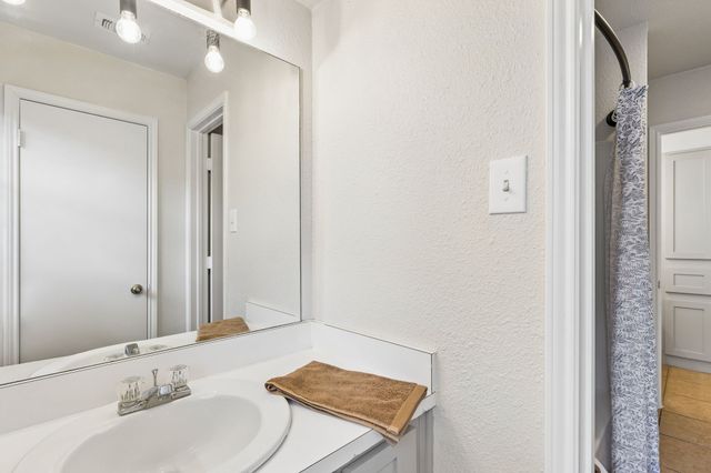 2005 Minnie Drive 1B, Arlington, TX 76012