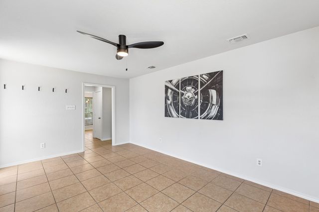 2005 Minnie Drive 1B, Arlington, TX 76012