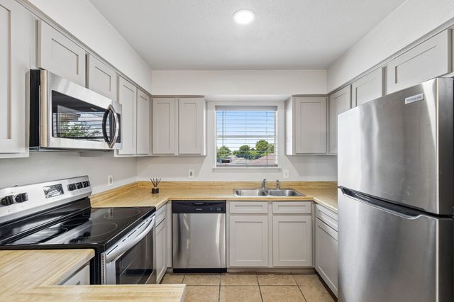2005 Minnie Drive 1B, Arlington, TX 76012