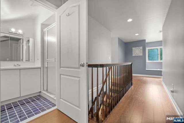 926 Norgate Drive, Ridgewood, NJ 07450