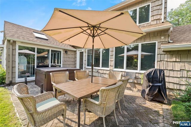 926 Norgate Drive, Ridgewood, NJ 07450