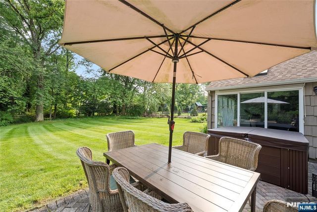 926 Norgate Drive, Ridgewood, NJ 07450