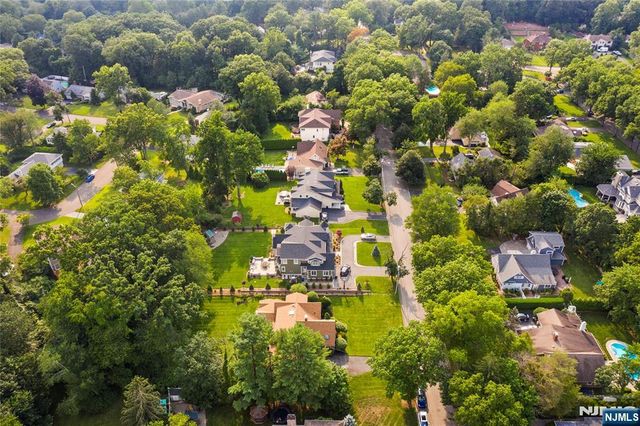 926 Norgate Drive, Ridgewood, NJ 07450
