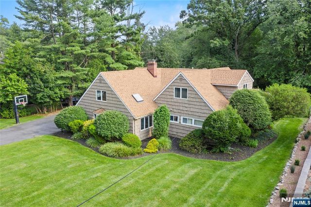 926 Norgate Drive, Ridgewood, NJ 07450