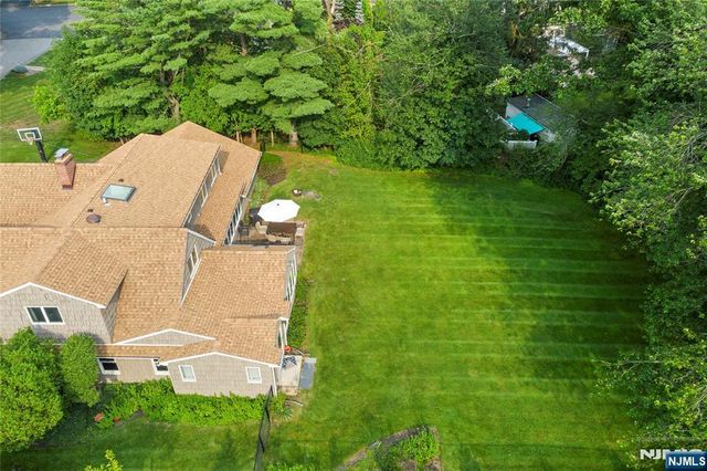 926 Norgate Drive, Ridgewood, NJ 07450