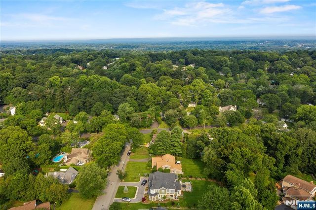 926 Norgate Drive, Ridgewood, NJ 07450
