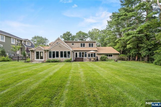 926 Norgate Drive, Ridgewood, NJ 07450