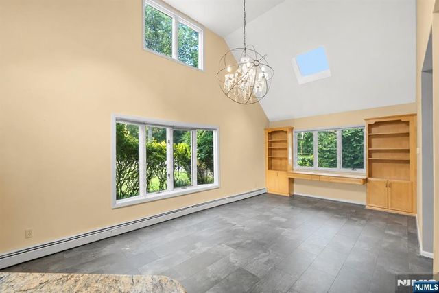 926 Norgate Drive, Ridgewood, NJ 07450
