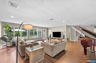 926 Norgate Drive, Ridgewood, NJ 07450
