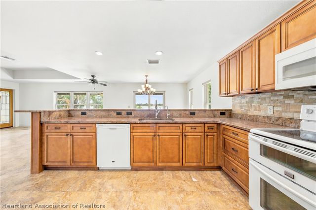 4086 Camp Shore Drive, Sebring, FL 33875
