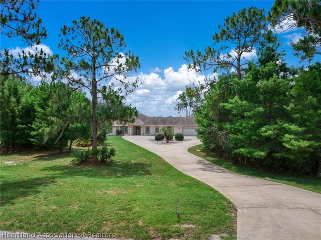 4086 Camp Shore Drive, Sebring, FL 33875
