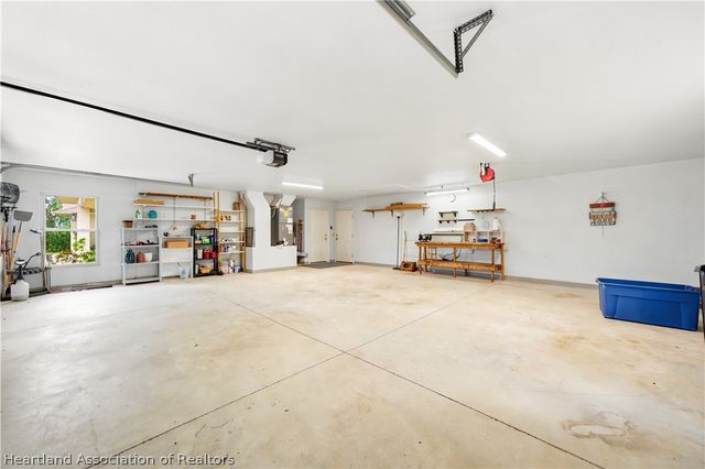 4086 Camp Shore Drive, Sebring, FL 33875