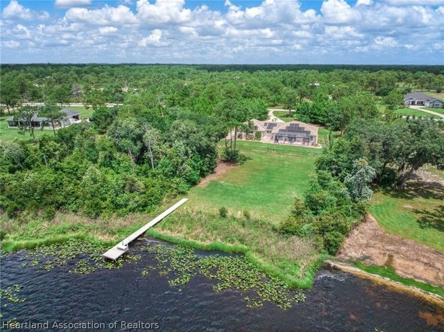 4086 Camp Shore Drive, Sebring, FL 33875