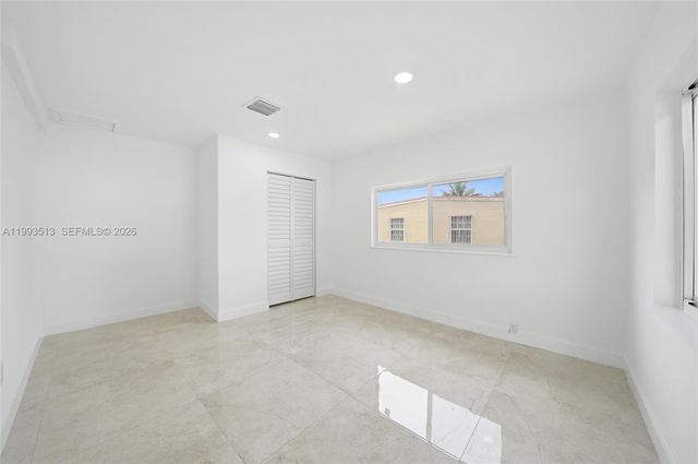 2410 NW 155th Ter, Miami Gardens, FL 33054