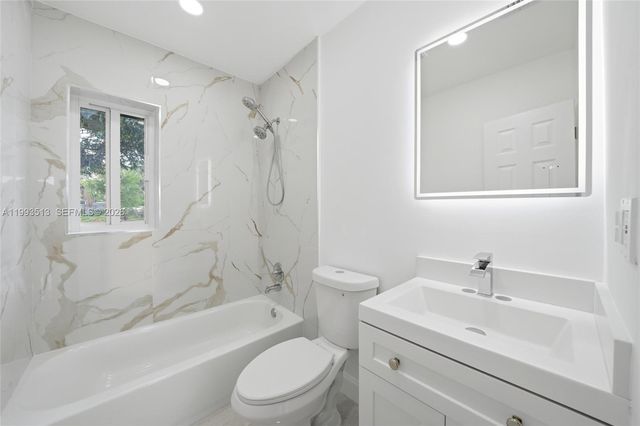 2410 NW 155th Ter, Miami Gardens, FL 33054