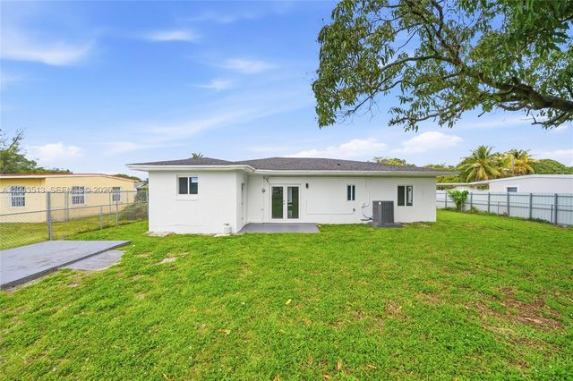 2410 NW 155th Ter, Miami Gardens, FL 33054