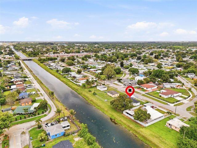2410 NW 155th Ter, Miami Gardens, FL 33054