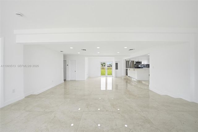 2410 NW 155th Ter, Miami Gardens, FL 33054